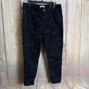 💵Social Standard by Sanctuary Black Camouflage Print Ankle Skinny Jean Size 14